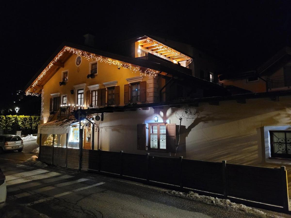 Hotel Garni Salvanel กาวาเลเซ ภายนอก รูปภาพ
